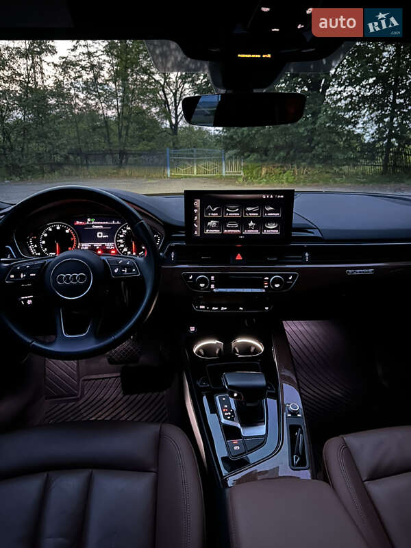 Седан Audi A4 2020 в Харькове