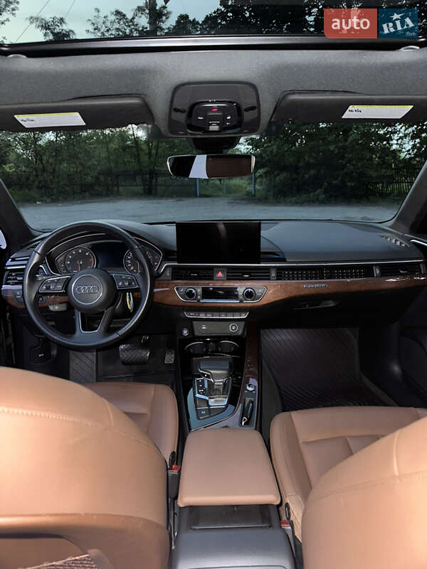Седан Audi A4 2020 в Харькове