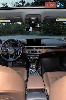 Седан Audi A4 2020 в 