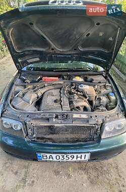Седан Audi A4 1996 в 
