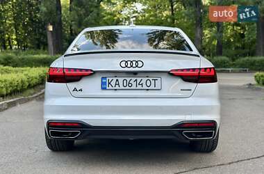 Седан Audi A4 2019 в 