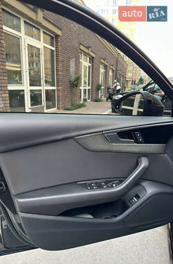 Универсал Audi A4 2020 в 