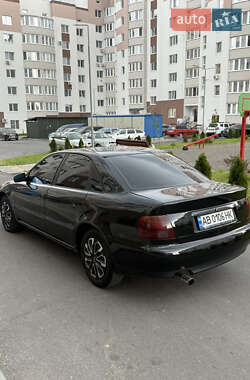 Седан Audi A4 1997 в 