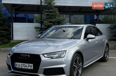 Седан Audi A4 2018 в Киеве