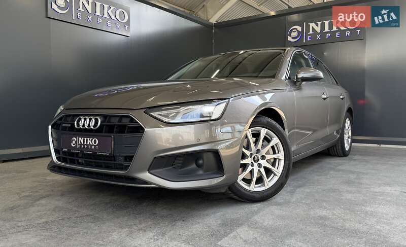 Audi A4 2021