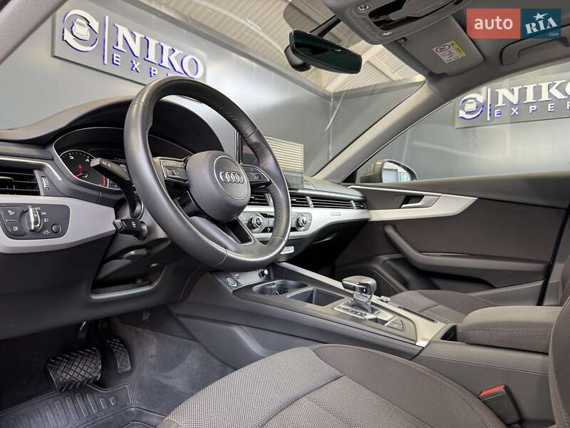 Седан Audi A4 2021 в Киеве фото 27 Седан Audi A4 2021 в Киеве