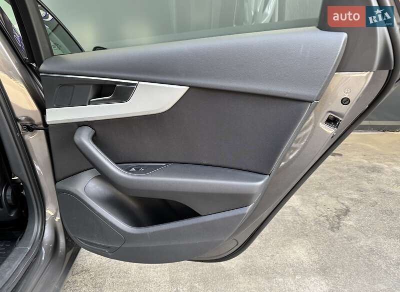 Седан Audi A4 2021 в Киеве фото 39 Седан Audi A4 2021 в Киеве