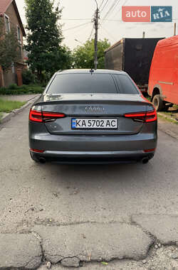 Седан Audi A4 2016 в 