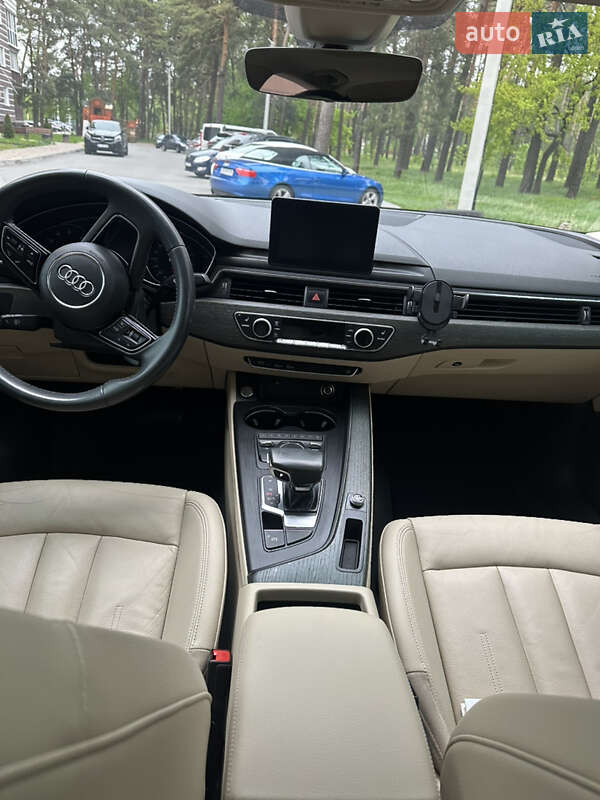 Седан Audi A4 2017 в Чернигове