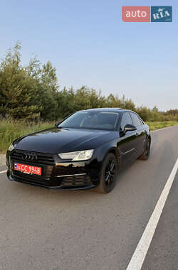 Седан Audi A4 2017 в 