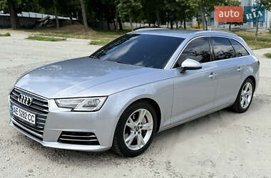Универсал Audi A4 2016 в 