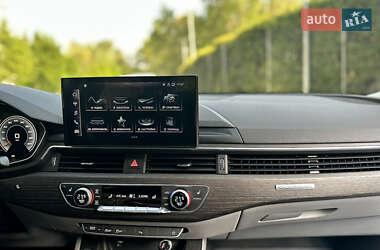 Седан Audi A4 2021 в 