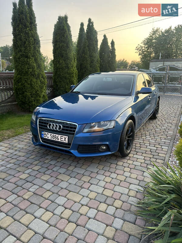 Audi A4 2011
