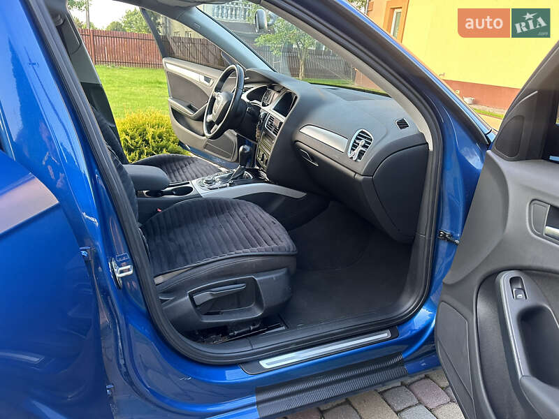 Седан Audi A4 2011 в Ивано-Франковске