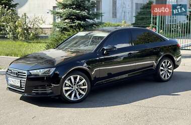 Седан Audi A4 2016 в 