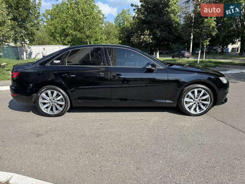 Седан Audi A4 2016 в Харькове