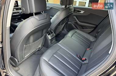 Седан Audi A4 2016 в 