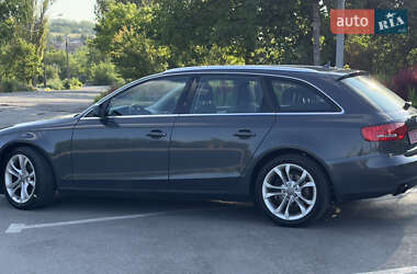 Универсал Audi A4 2010 в 