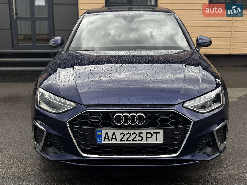 Седан Audi A4 2021 в Києві