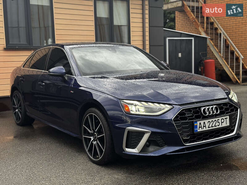 Седан Audi A4 2021 в Києві