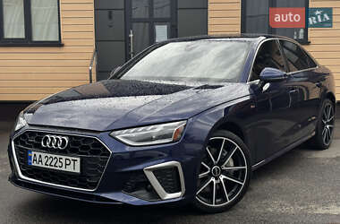 Седан Audi A4 2021 в 