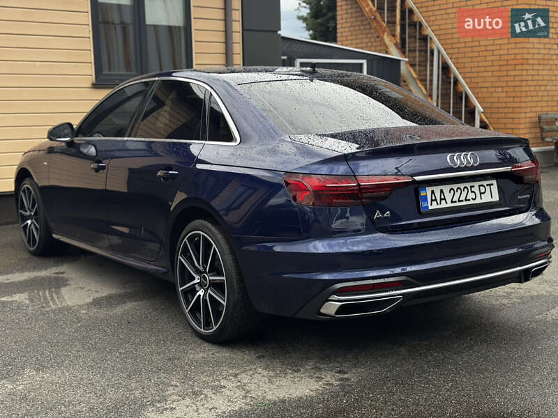 Седан Audi A4 2021 в Києві