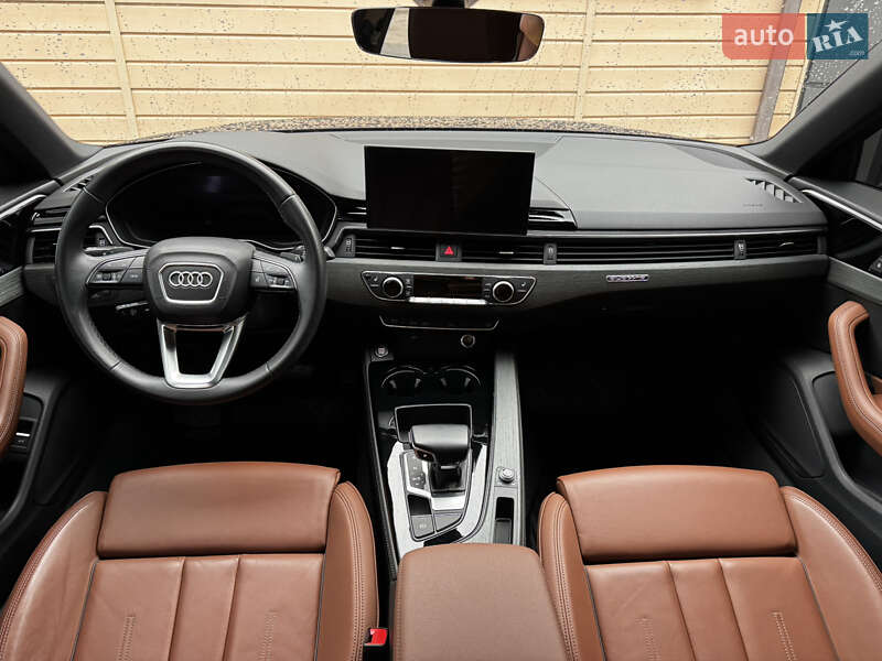 Седан Audi A4 2021 в Києві
