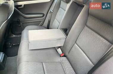 Седан Audi A4 2005 в 