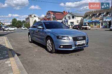 Седан Audi A4 2010 в 