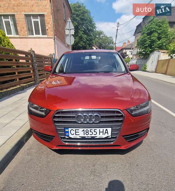 Седан Audi A4 2012 в 