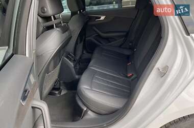 Седан Audi A4 2016 в 