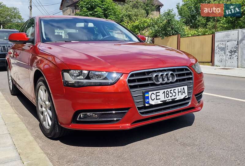 Седан Audi A4 2012 в Черновцах