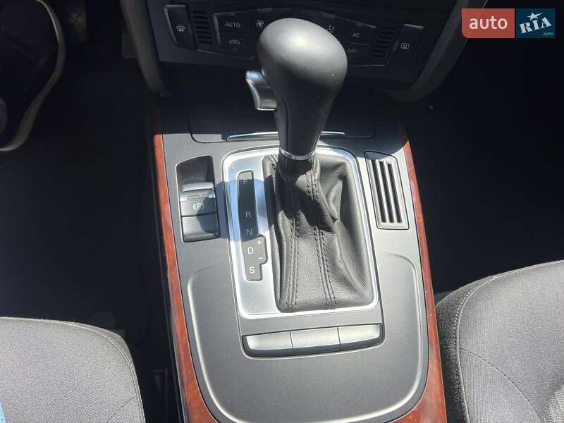 Седан Audi A4 2008 в Киеве