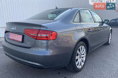 Седан Audi A4 2013 в 