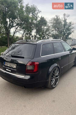 Универсал Audi A4 2002 в 