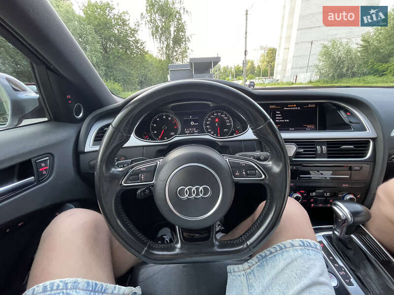 Седан Audi A4 2015 в Киеве
