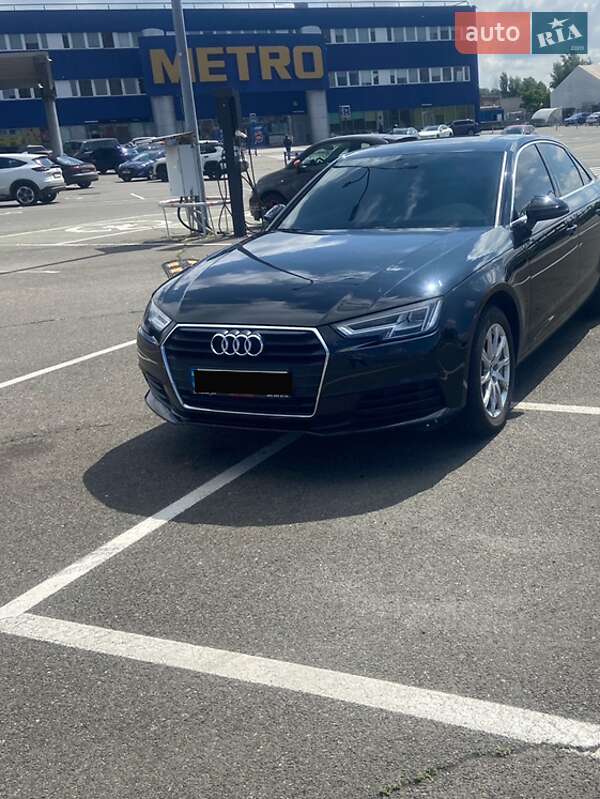 Седан Audi A4 2016 в Києві