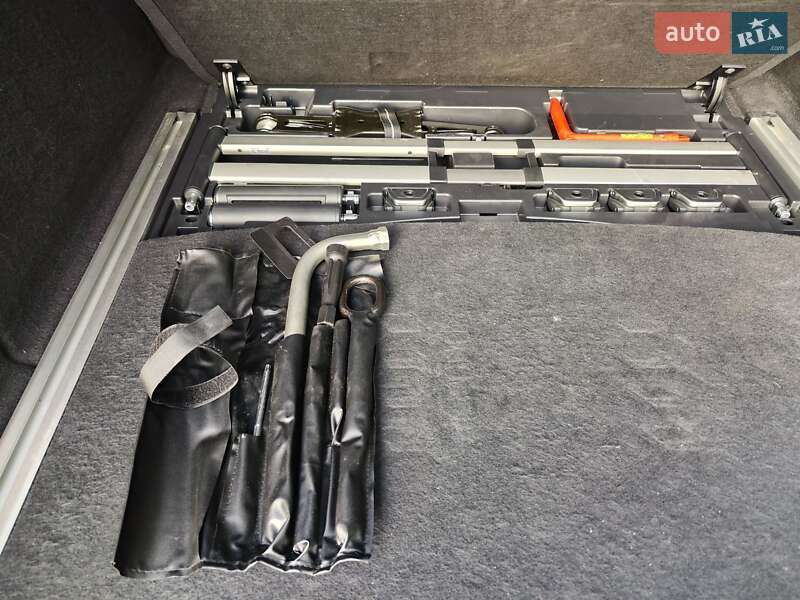 Универсал Audi A4 2016 в Львове