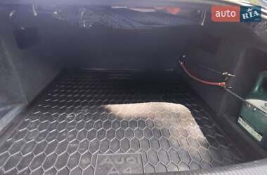 Седан Audi A4 2001 в 