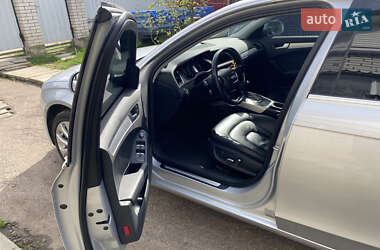 Седан Audi A4 2013 в 