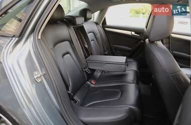 Седан Audi A4 2015 в 