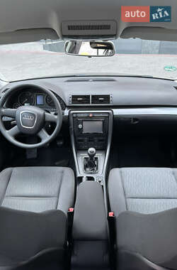 Седан Audi A4 2007 в 
