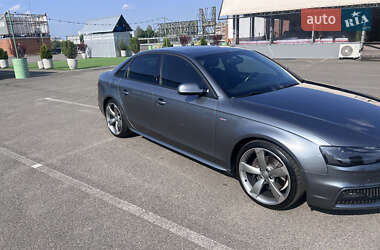 Седан Audi A4 2014 в 