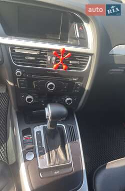 Седан Audi A4 2015 в Львове