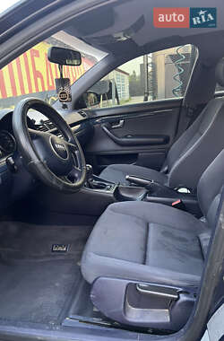 Седан Audi A4 2003 в 