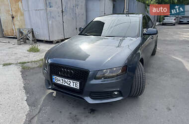 Седан Audi A4 2011 в Одесі