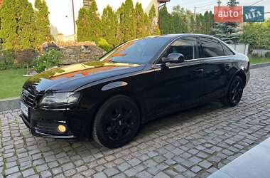 Седан Audi A4 2011 в 