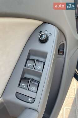 Седан Audi A4 2011 в 