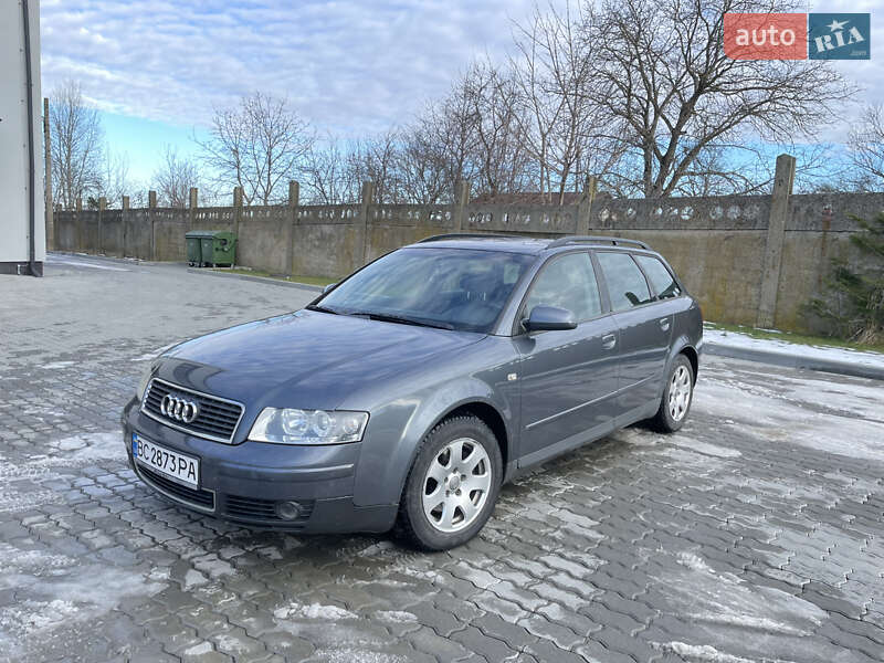 Универсал Audi A4 2001 в Сходнице фото Универсал Audi A4 2001 в Сходнице