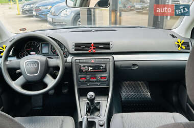 Седан Audi A4 2005 в 